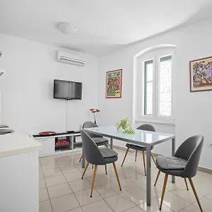 Bose Apartamento Split